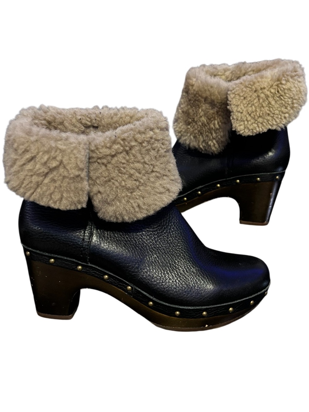 UGG Amoret Black Leather Studded Clog Boots Size 7